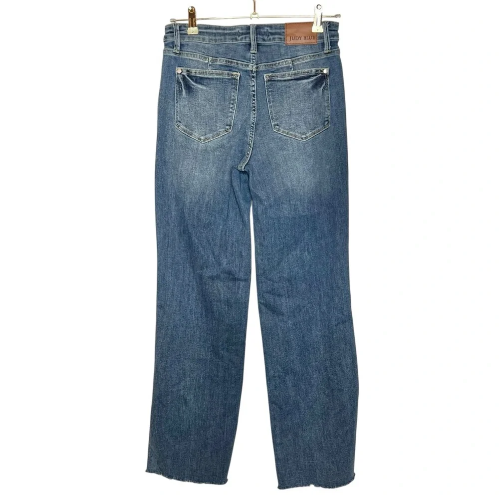 JUDY BLUE Mid Rise Tummy Control Vintage Straight Raw Hem Denim Jeans. Size 7/28
